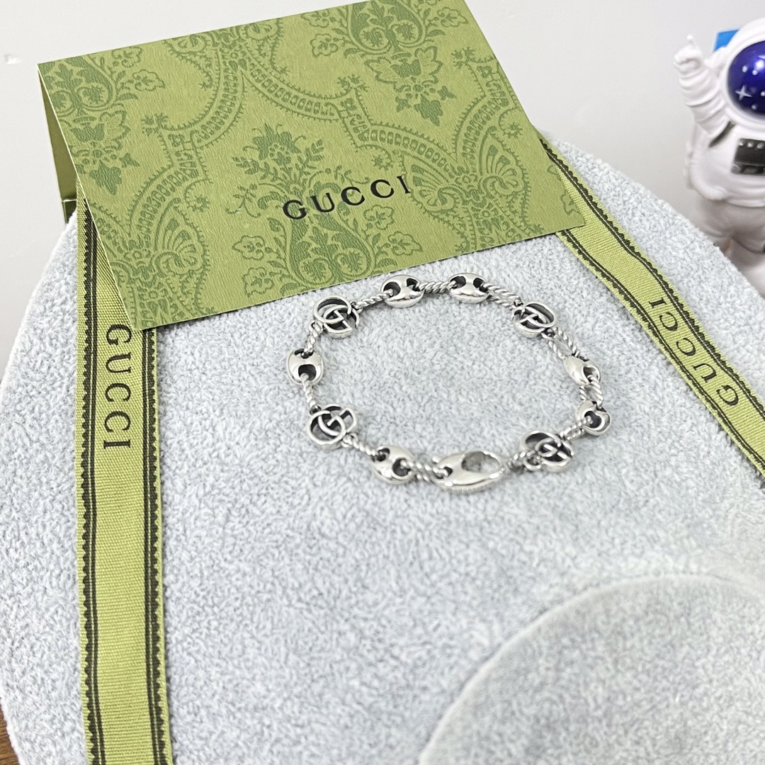 Gucci Twist Flower Bracelet Silver For Women