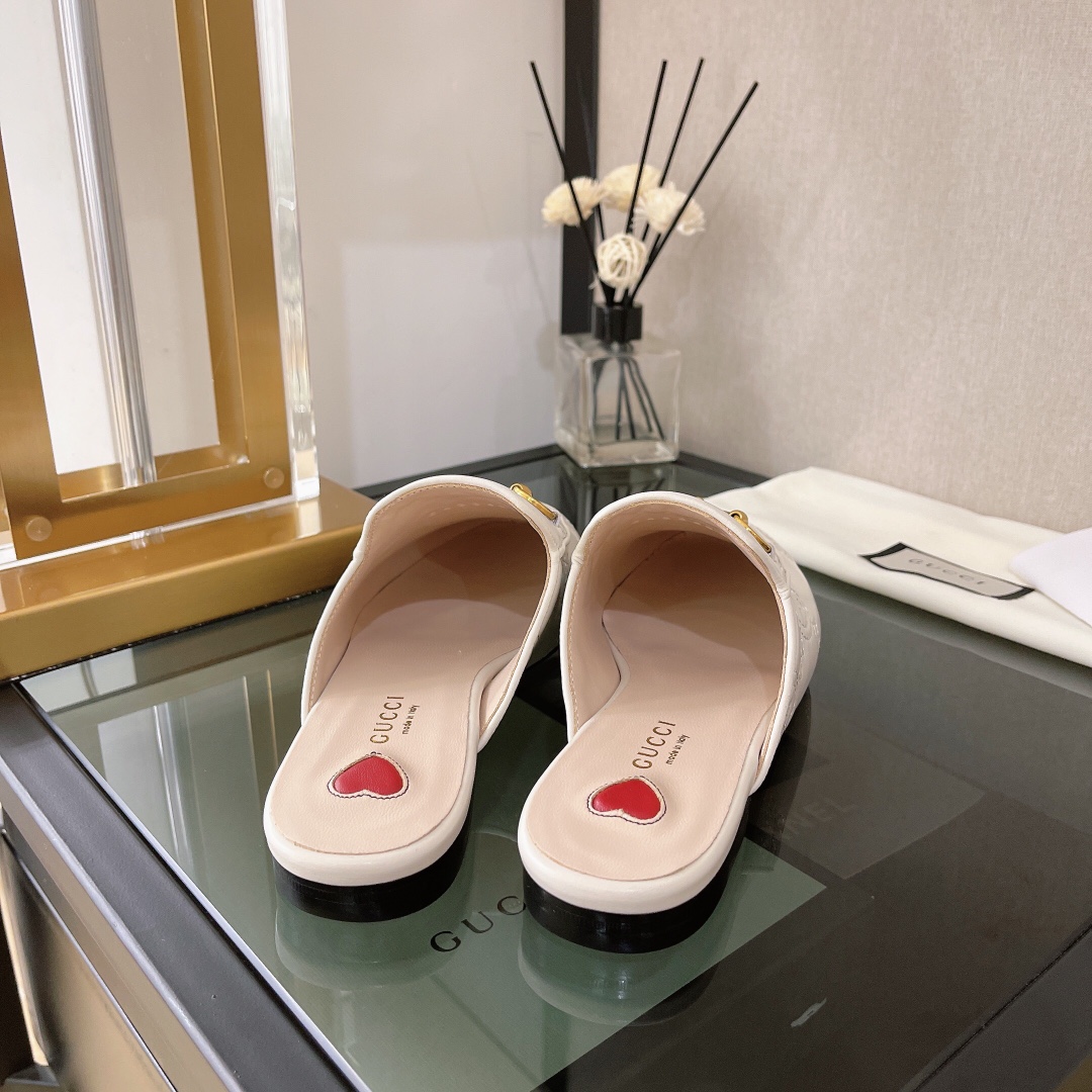 Gucci Women’s GG Matelasse Princetown Slipper White For Women GG 699901 BKO60 9124