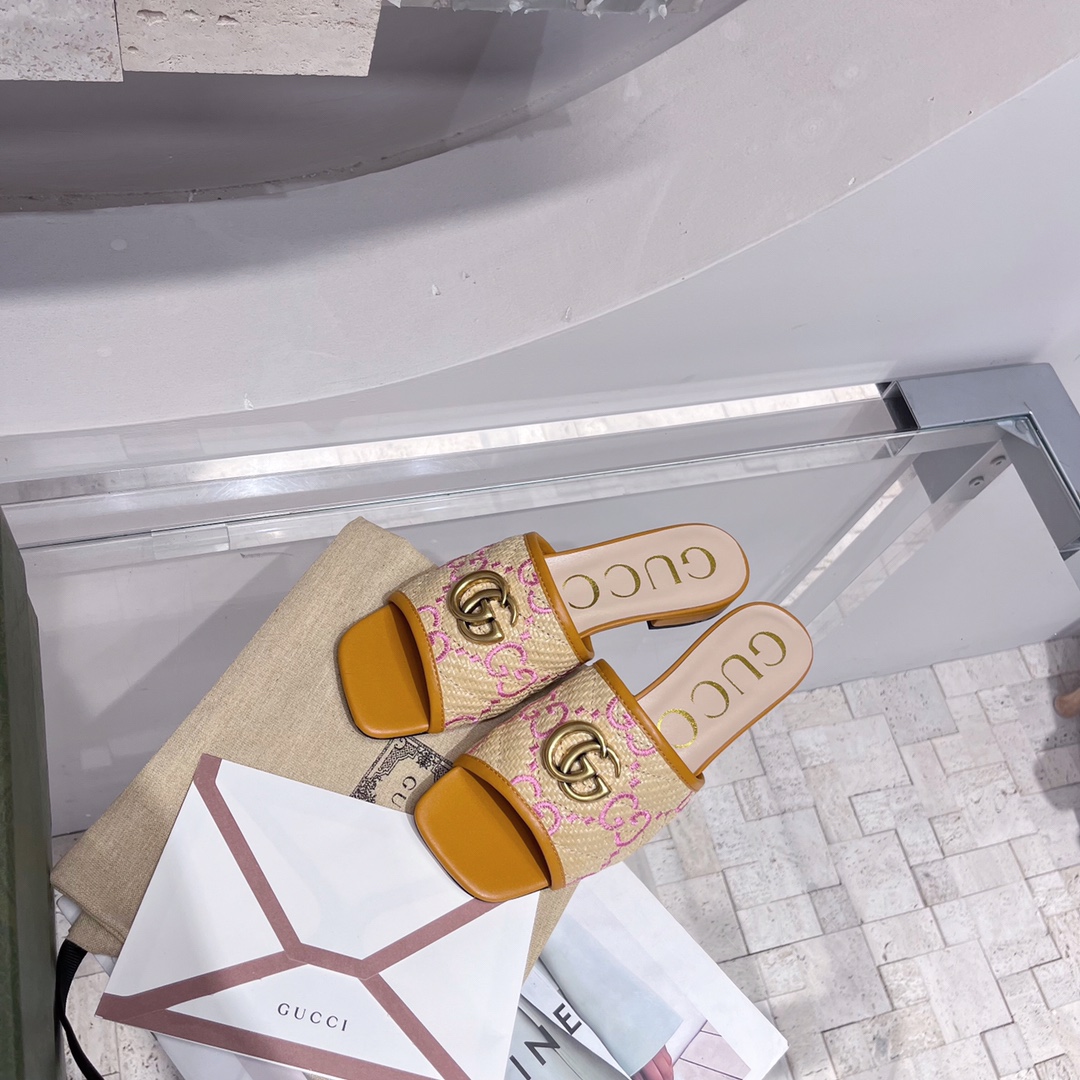 Gucci Women’s GG Raffia Effect Slide Orange For Women GG 701106 UWB90 9670
