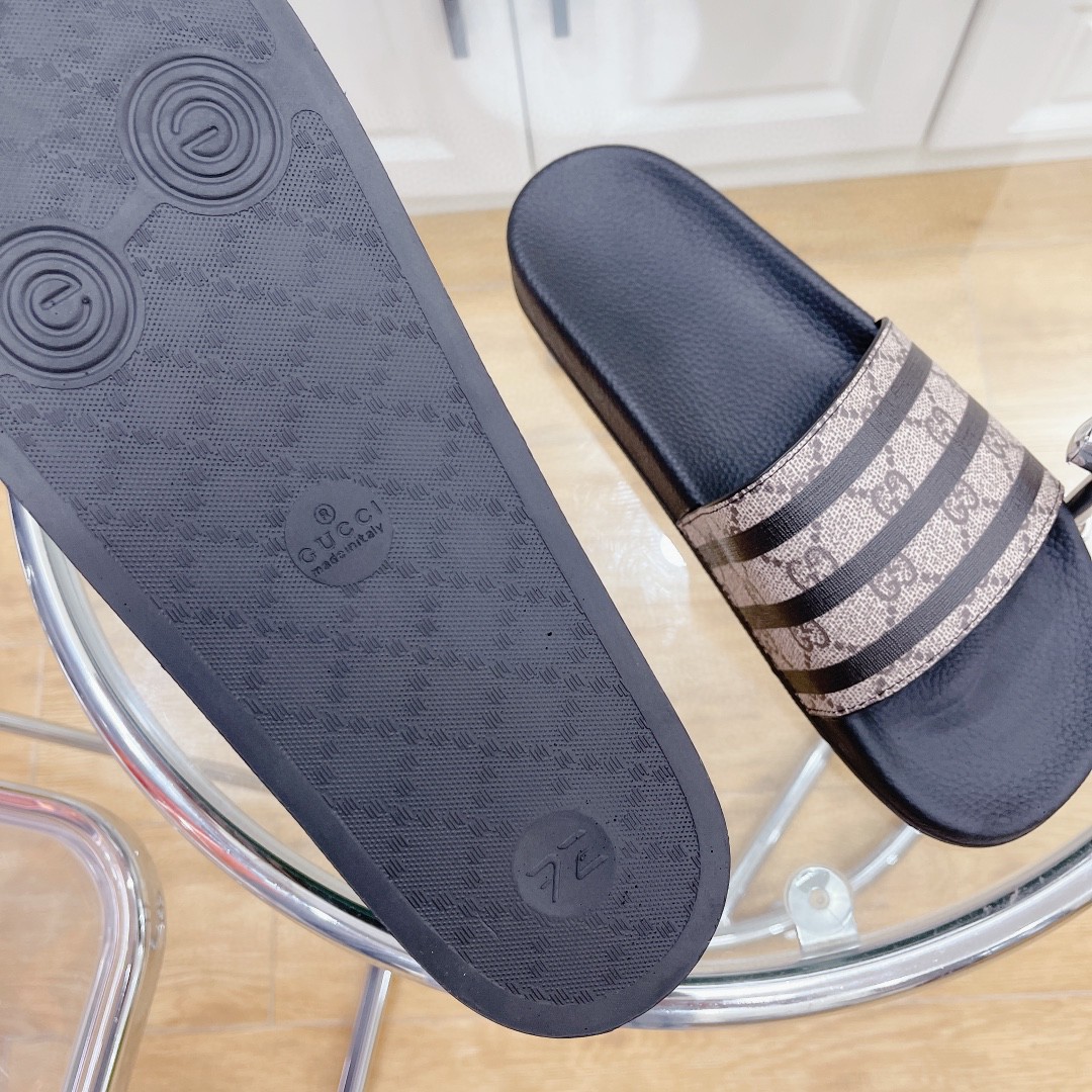 Gucci Women’s GG Slide Sandal Stripes Black For Women 407345