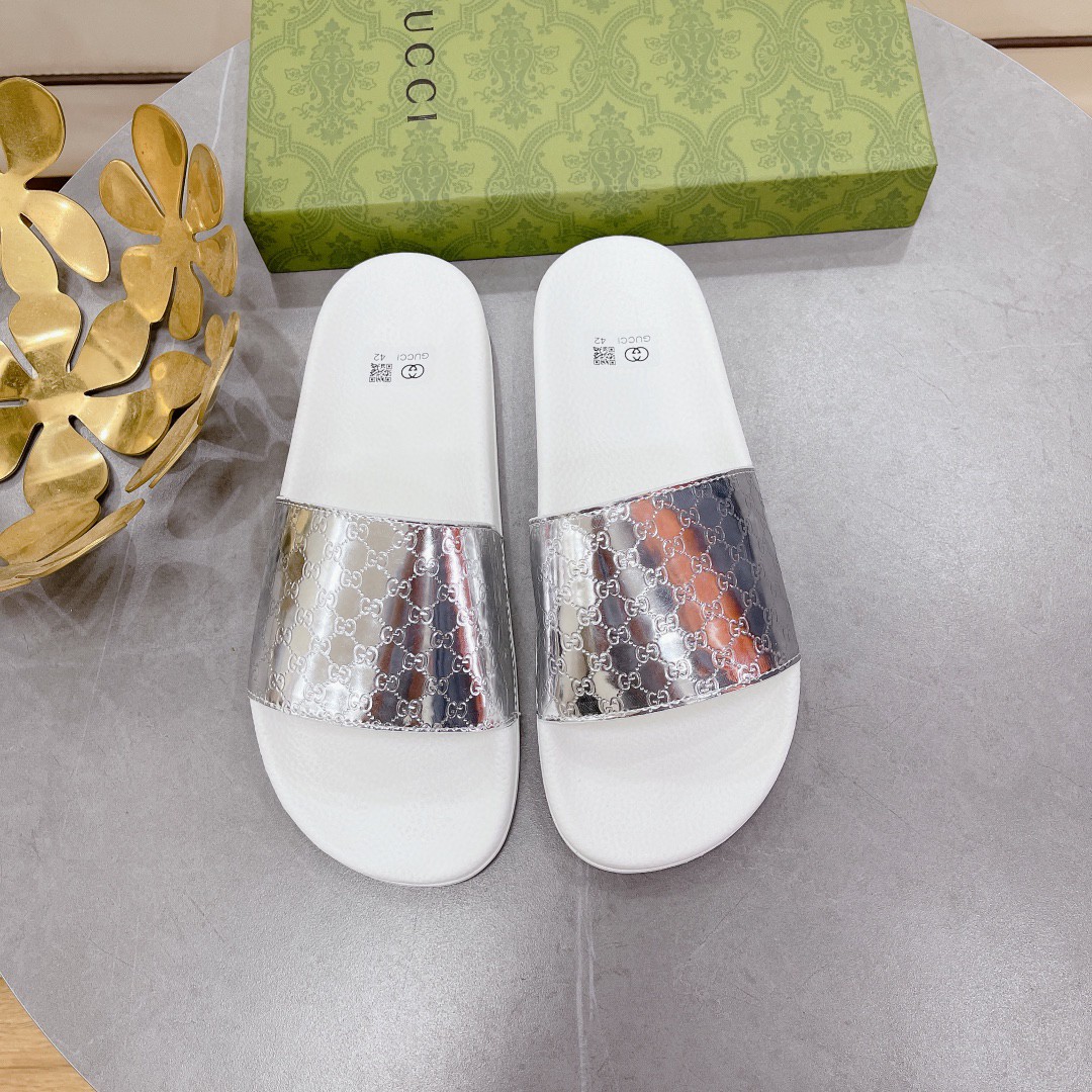 Gucci Women’s GG Slide Sandal White Silver For Women 407345
