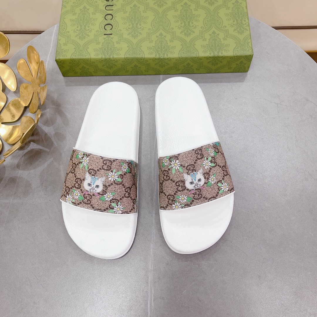 Gucci Women’s GG Slide Sandal With Cat White And Brown For Women 407345