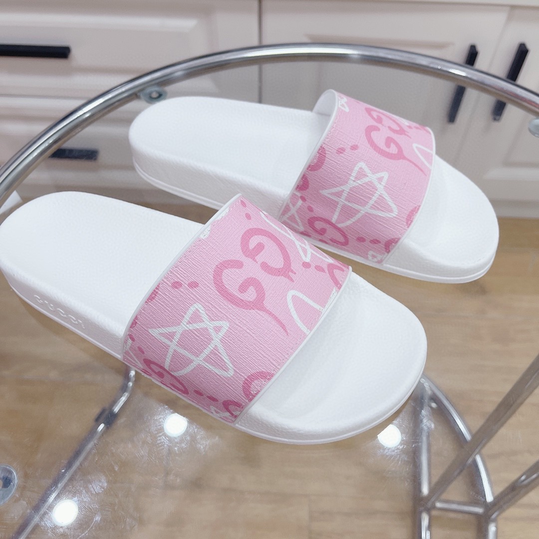 Gucci Women’s GG Stars Print Slide Sandal Pink And White For Women 408508