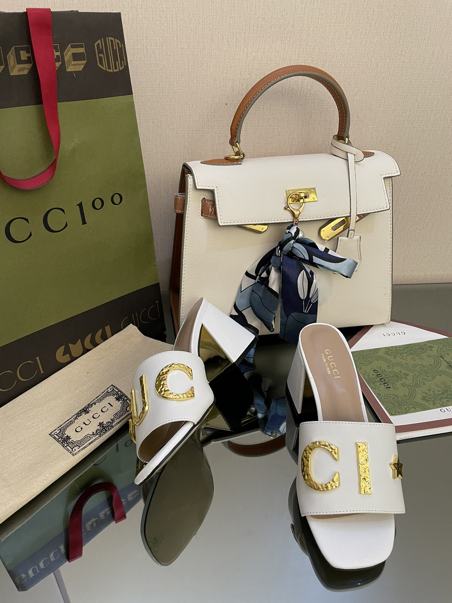 Gucci Women’s ‘Gucci’ Slide Sandal White For Women GG