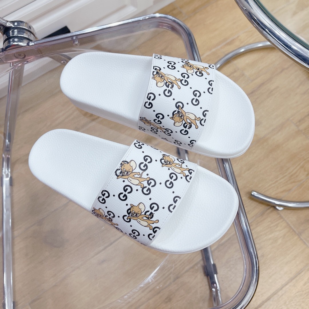 Gucci Women’s Jerry Print Slide Sandal White For Women 681867