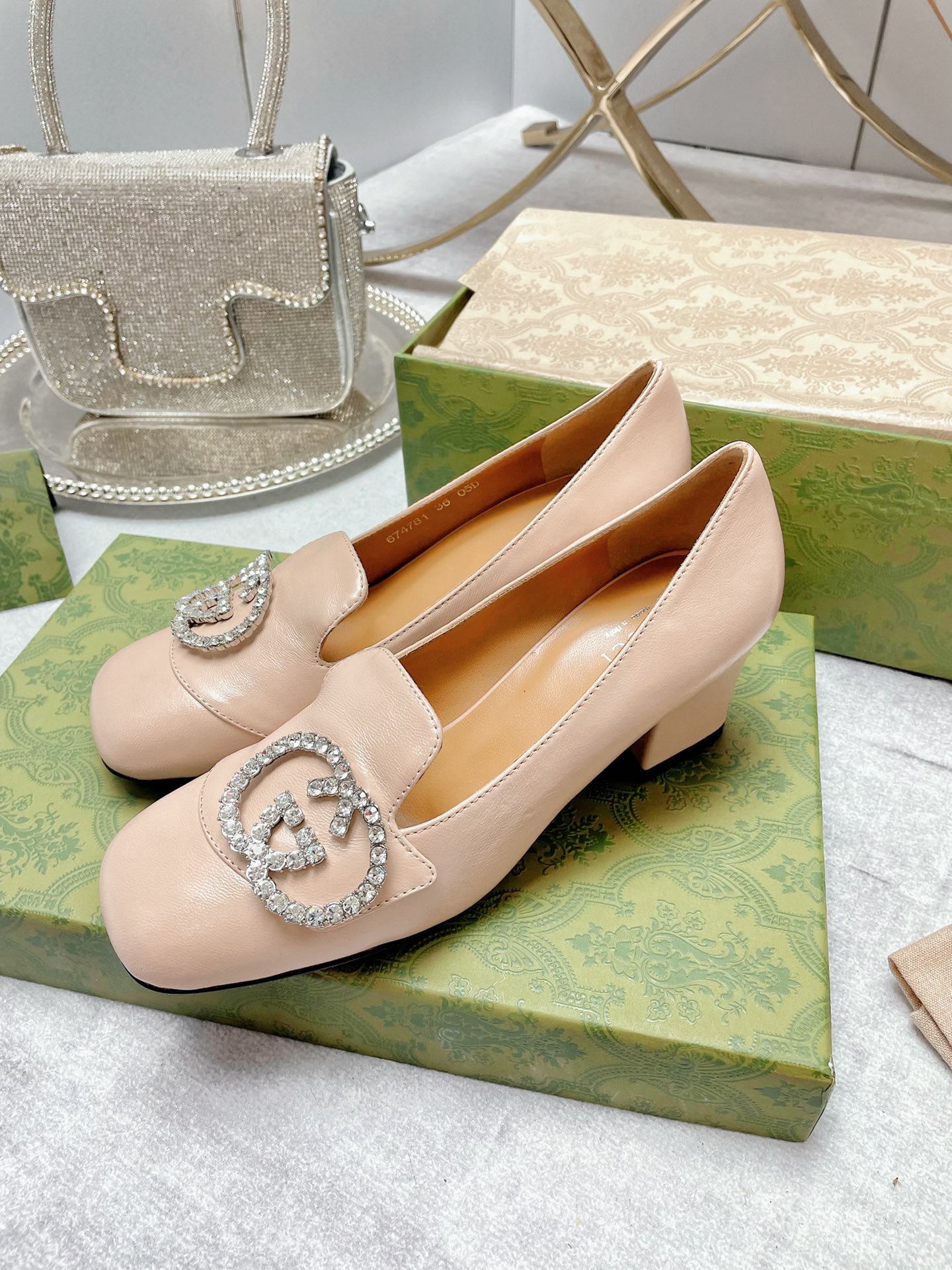 Gucci Women’s Mid-Heel Pump With GG Logo Beige For Women GG