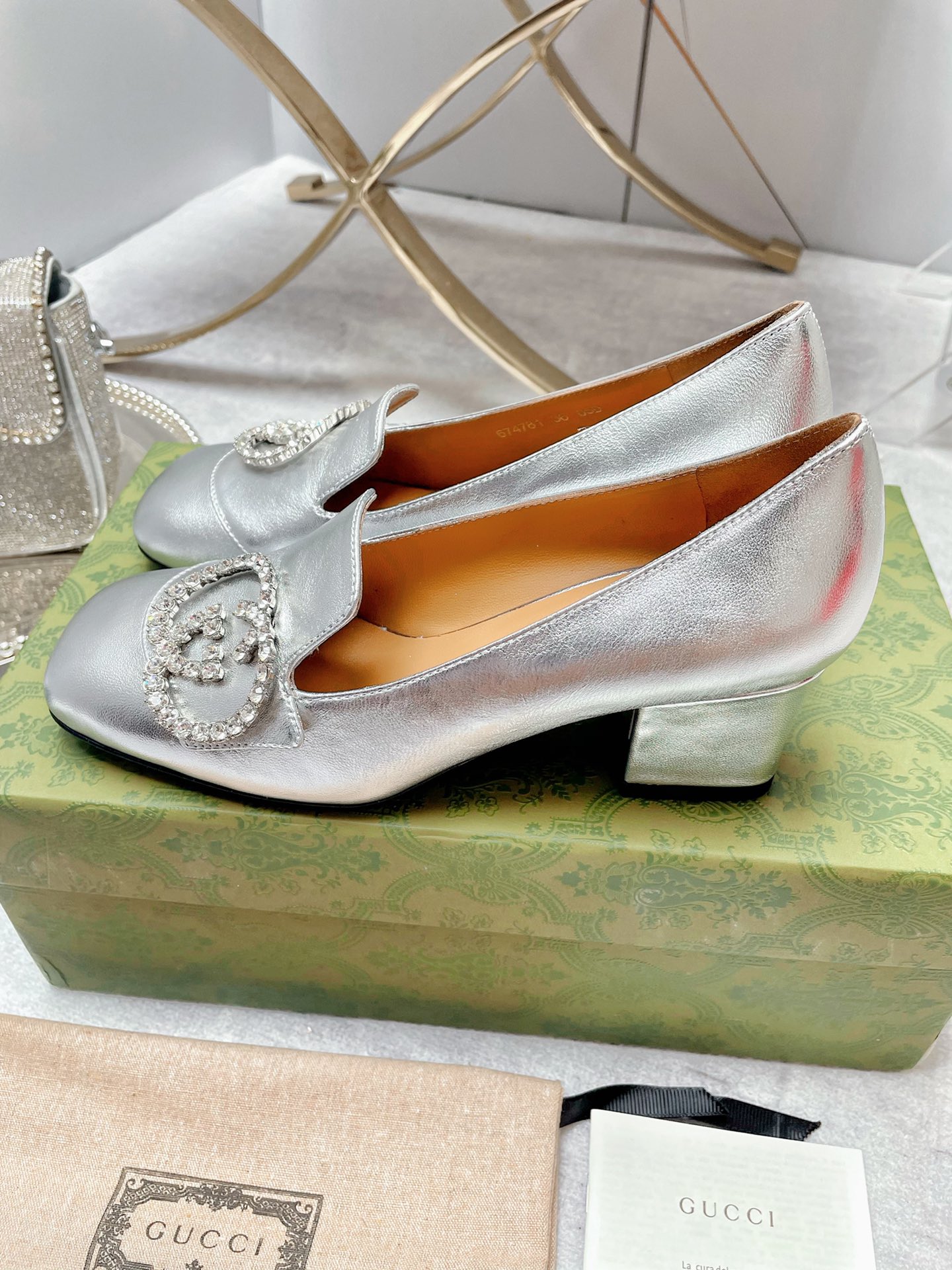 Gucci Women’s Mid-Heel Pump With GG Logo Silver For Women GG