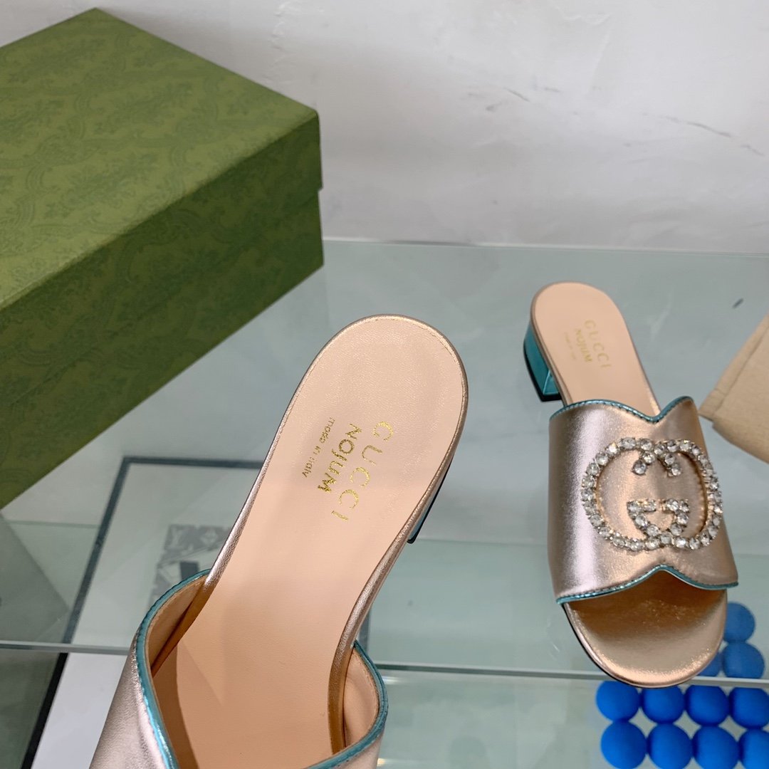 Gucci Women’s Nojum Sandal Gold For Women GG