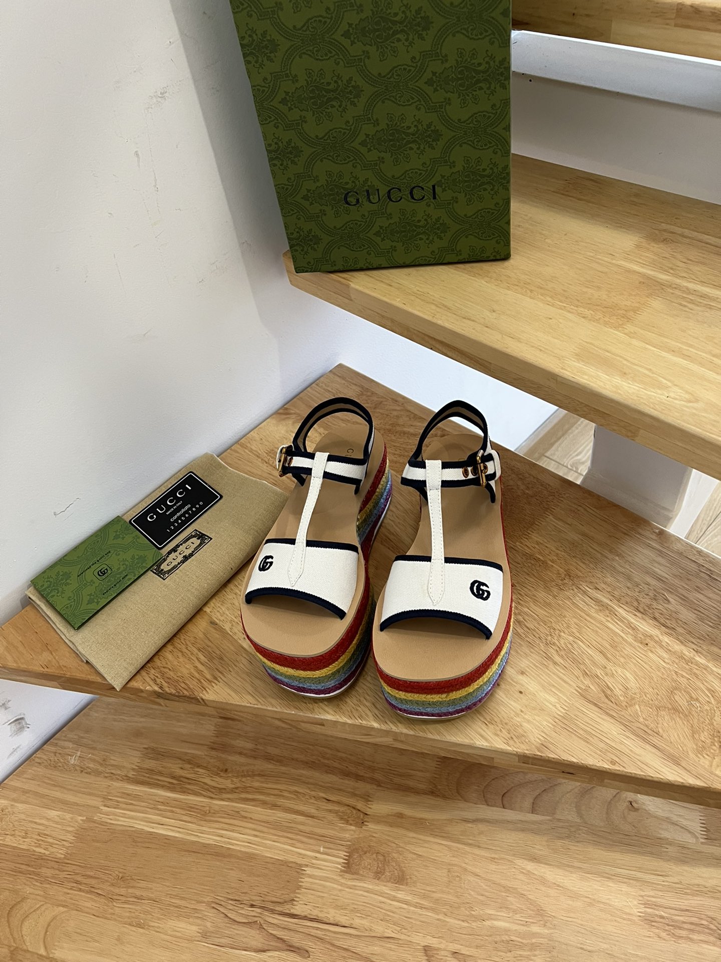 Gucci Women’s Platform Sandal White For Women GG