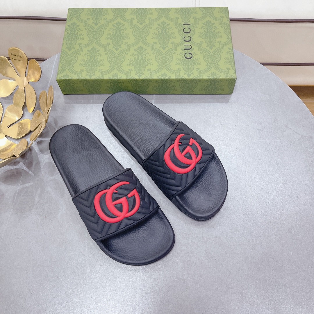 Gucci Women’s Quilted GG Rubber Slide Black And Red For Women 601041