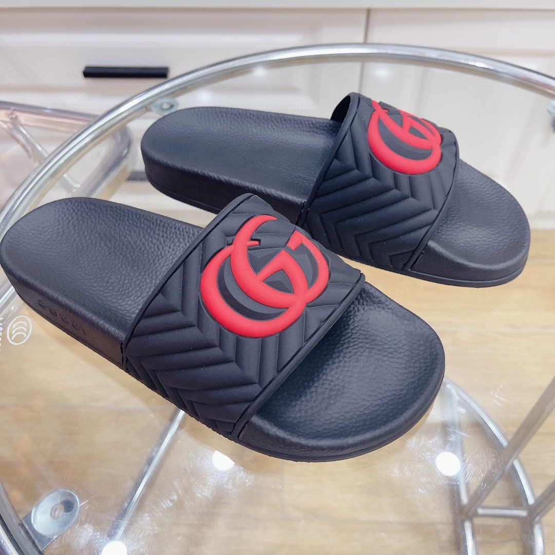 Gucci Women’s Quilted GG Rubber Slide Black And Red For Women 601041