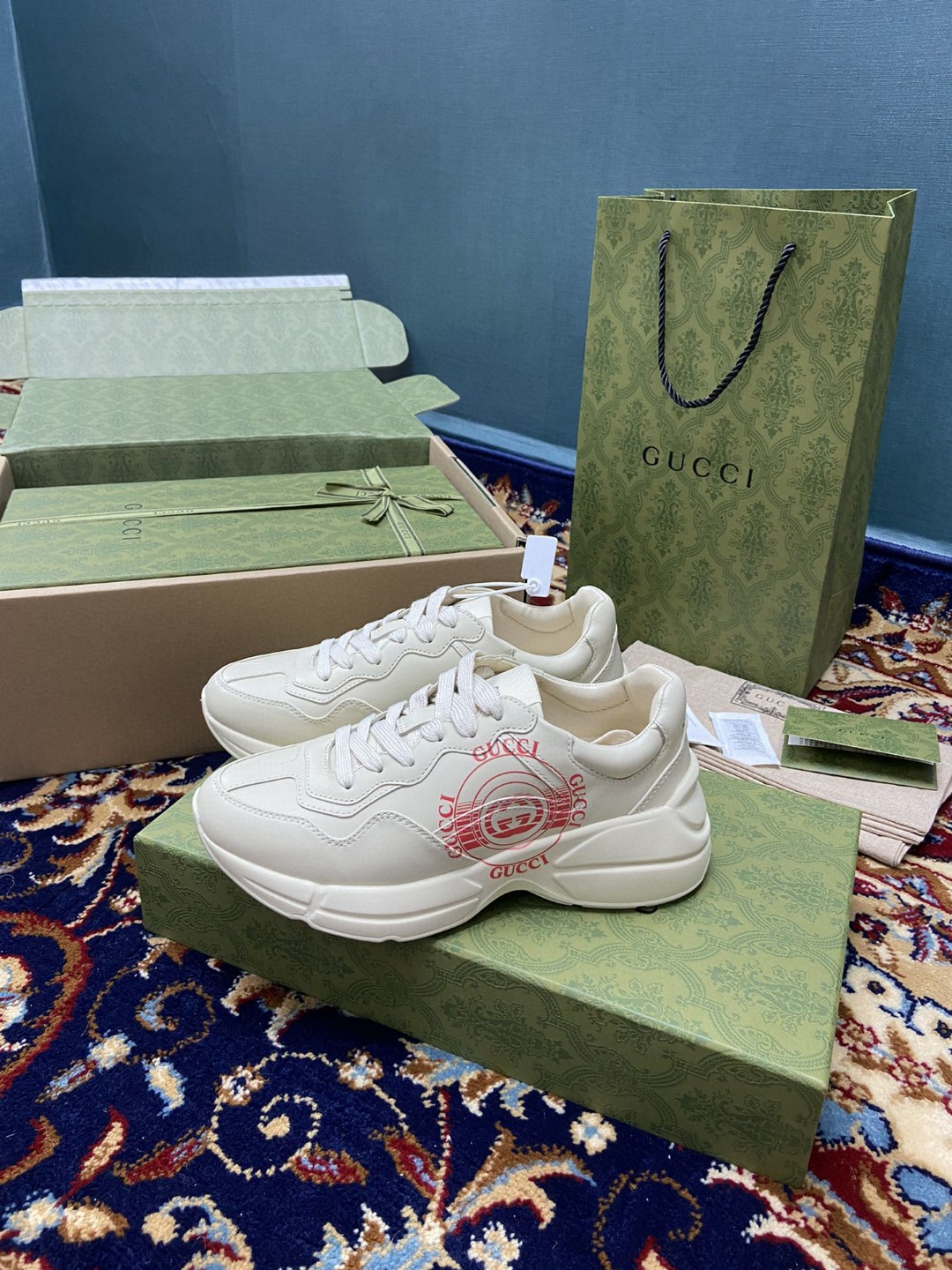 Gucci Women’s Rhyton Sneakers With Gucci White Ivory For Women 646509