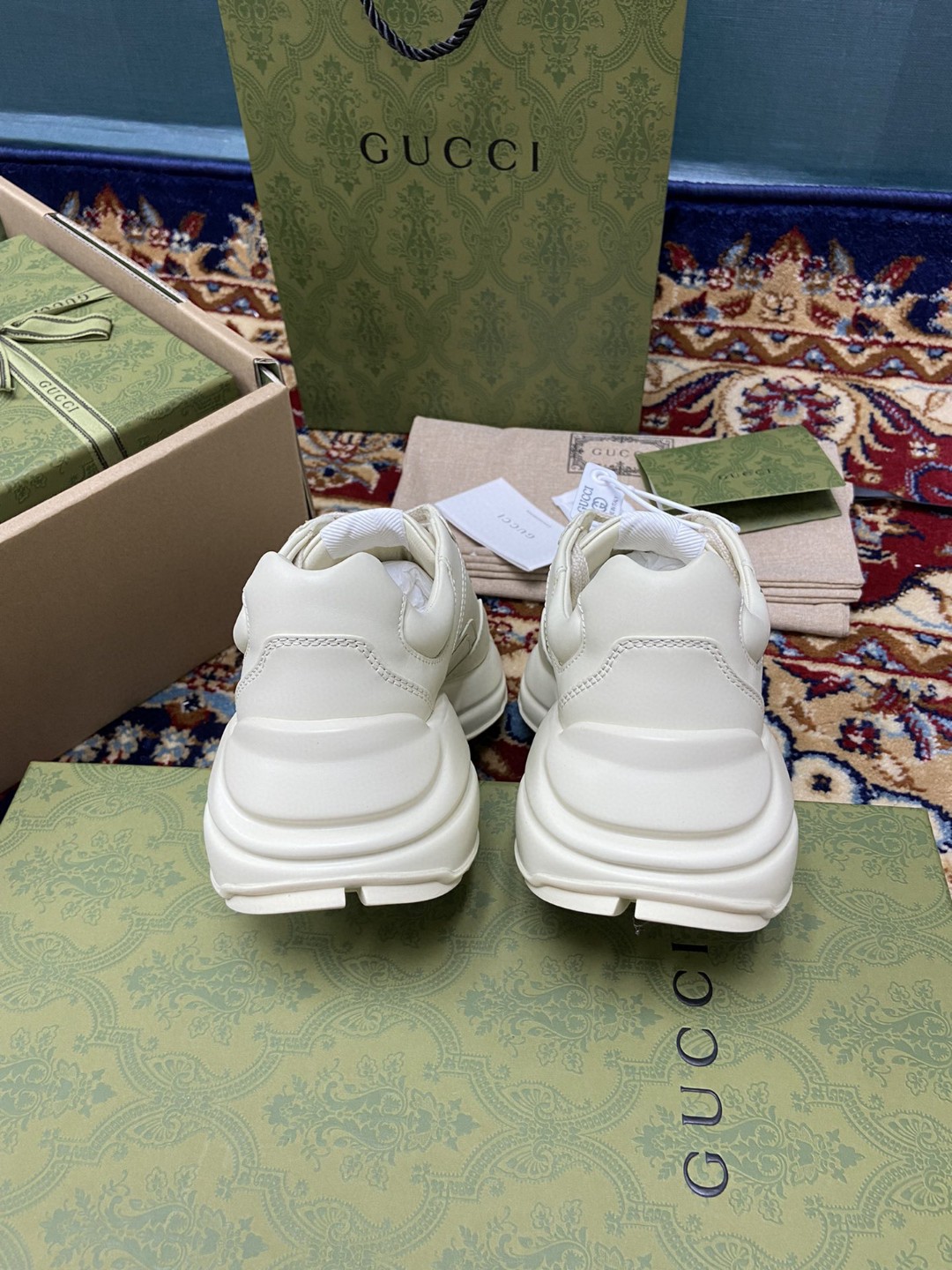 Gucci Women’s Rhyton Sneakers With Lighton Hawaii White Ivory For Women 552851 DRW00 1000