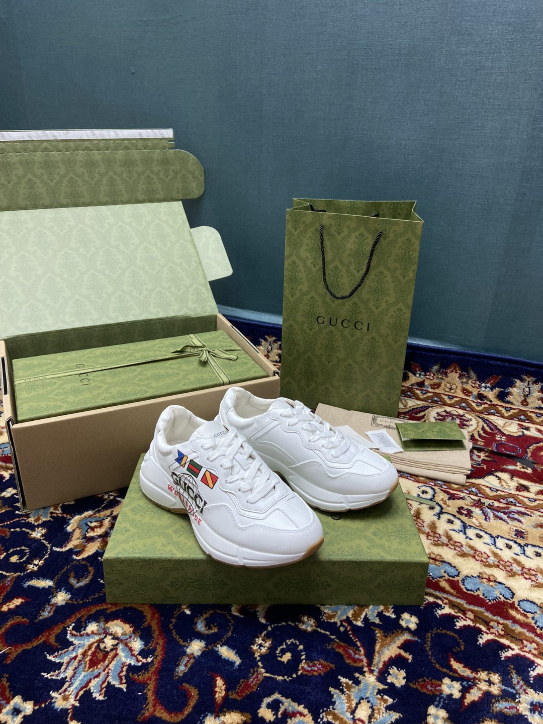 Gucci Women’s Rhyton Sneakers With Worldwide White Ivory For Women 599146 DRW00 9014
