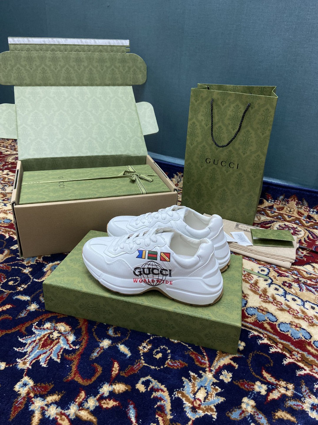 Gucci Women’s Rhyton Sneakers With Worldwide White Ivory For Women 599146 DRW00 9014
