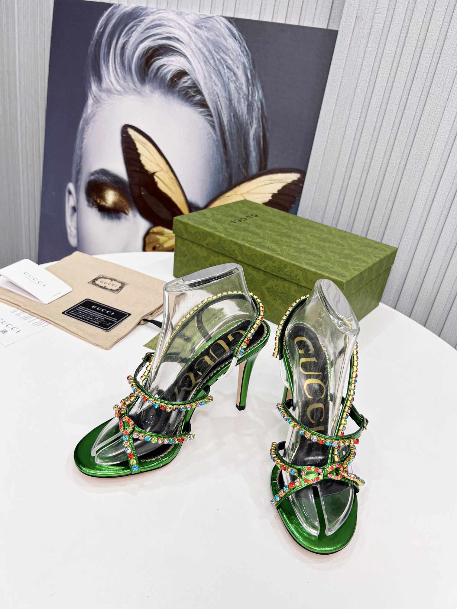 Gucci Women’s Sandal With Chains Black/Green For Women GG