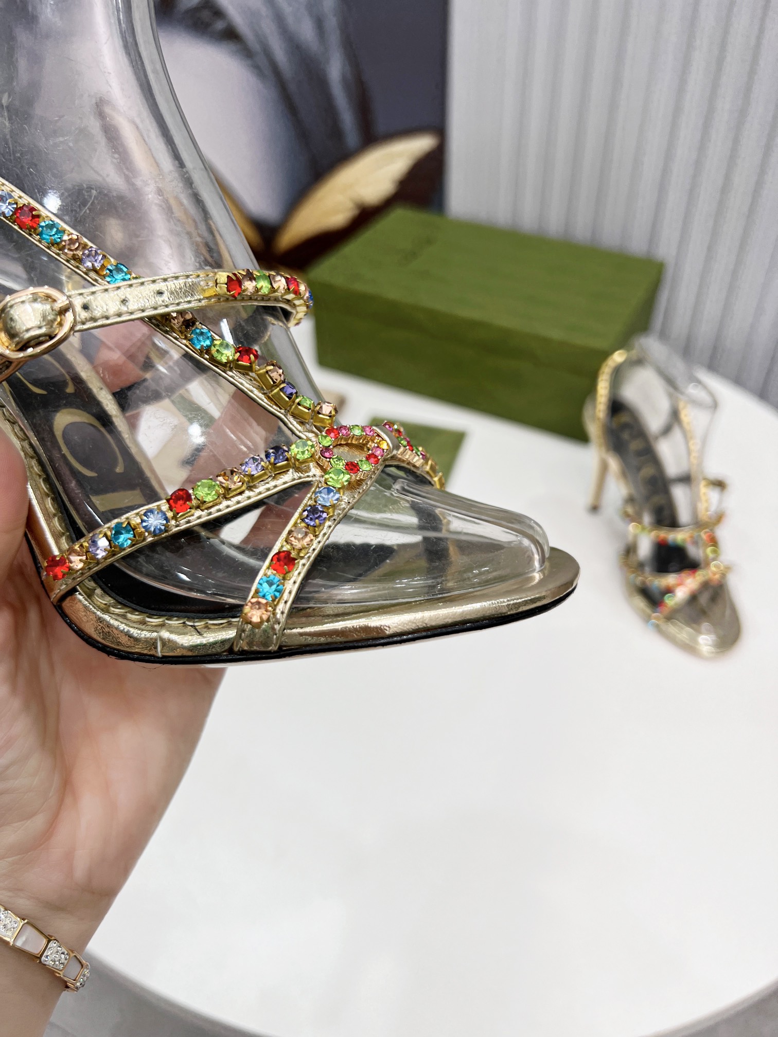 Gucci Women’s Sandal With Chains Gold For Women GG