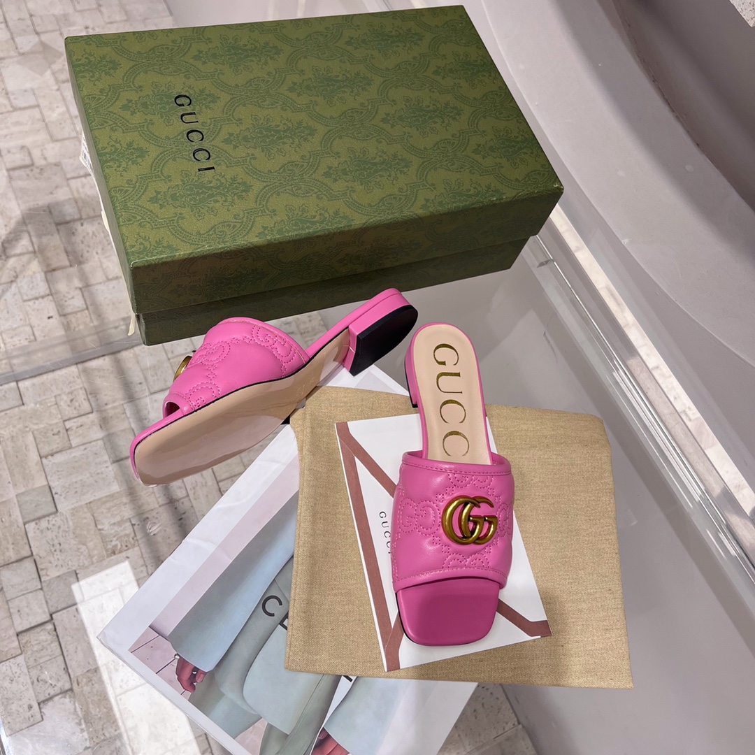 Gucci Women’s Slide Sandal With Double G Pink For Women GG