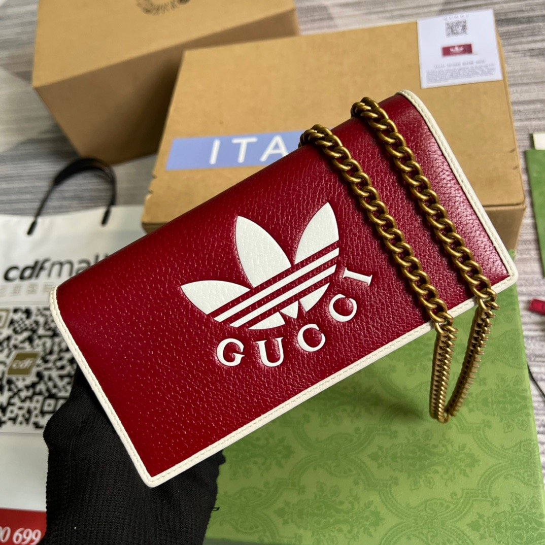 Gucci x Adidas Wallet With Chain Red For Women, Women’s Bags 7.5in/19cm GG 621892 UZ3BG 6484
