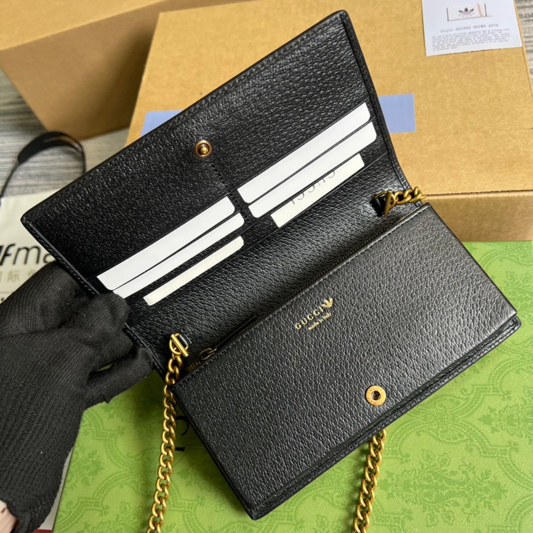 Gucci x Adidas Wallet With Chain White For Women, Women’s Bags 7.5in/19cm GG 621892 UZ3BG 8847