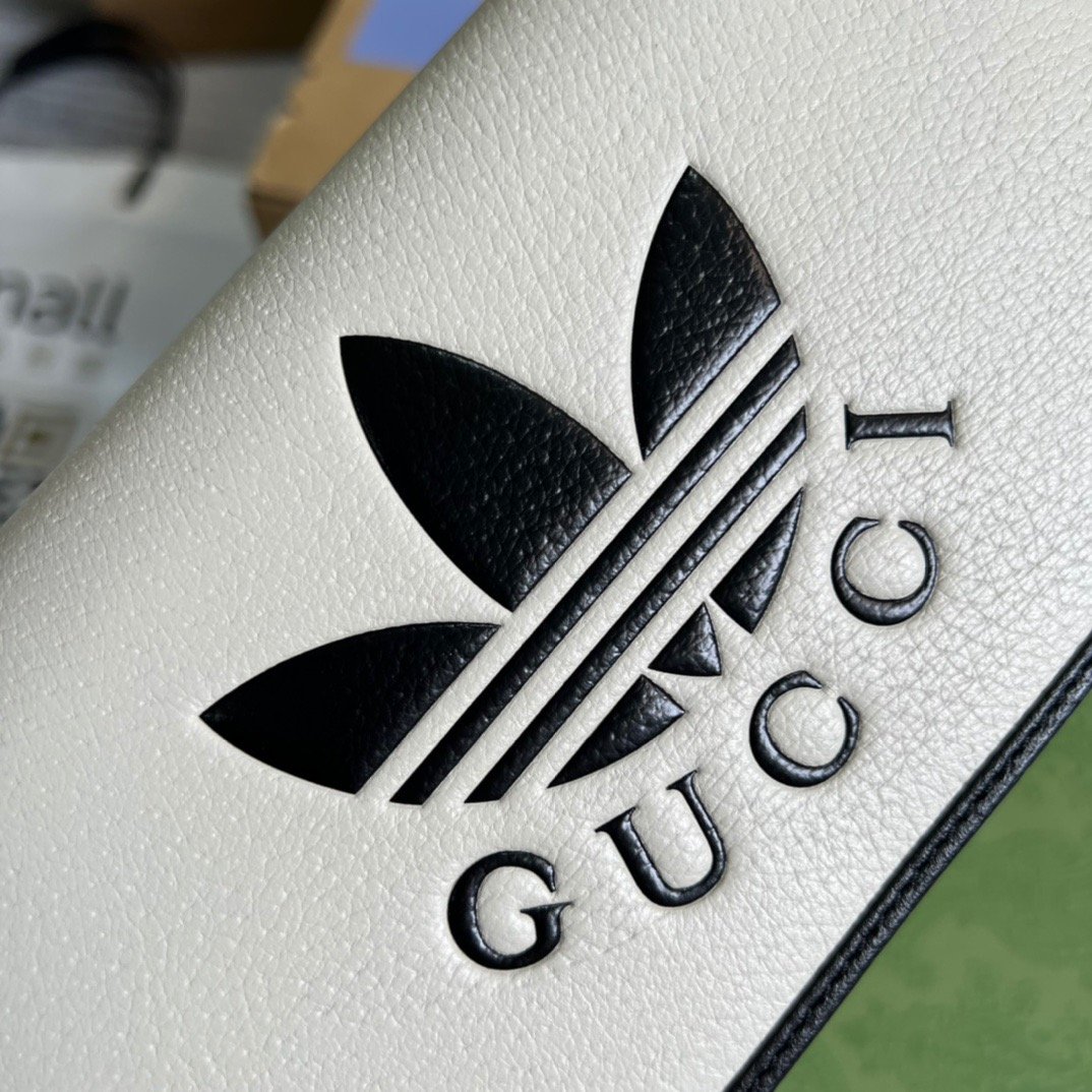 Gucci x Adidas Wallet With Chain White For Women, Women’s Bags 7.5in/19cm GG 621892 UZ3BG 8847