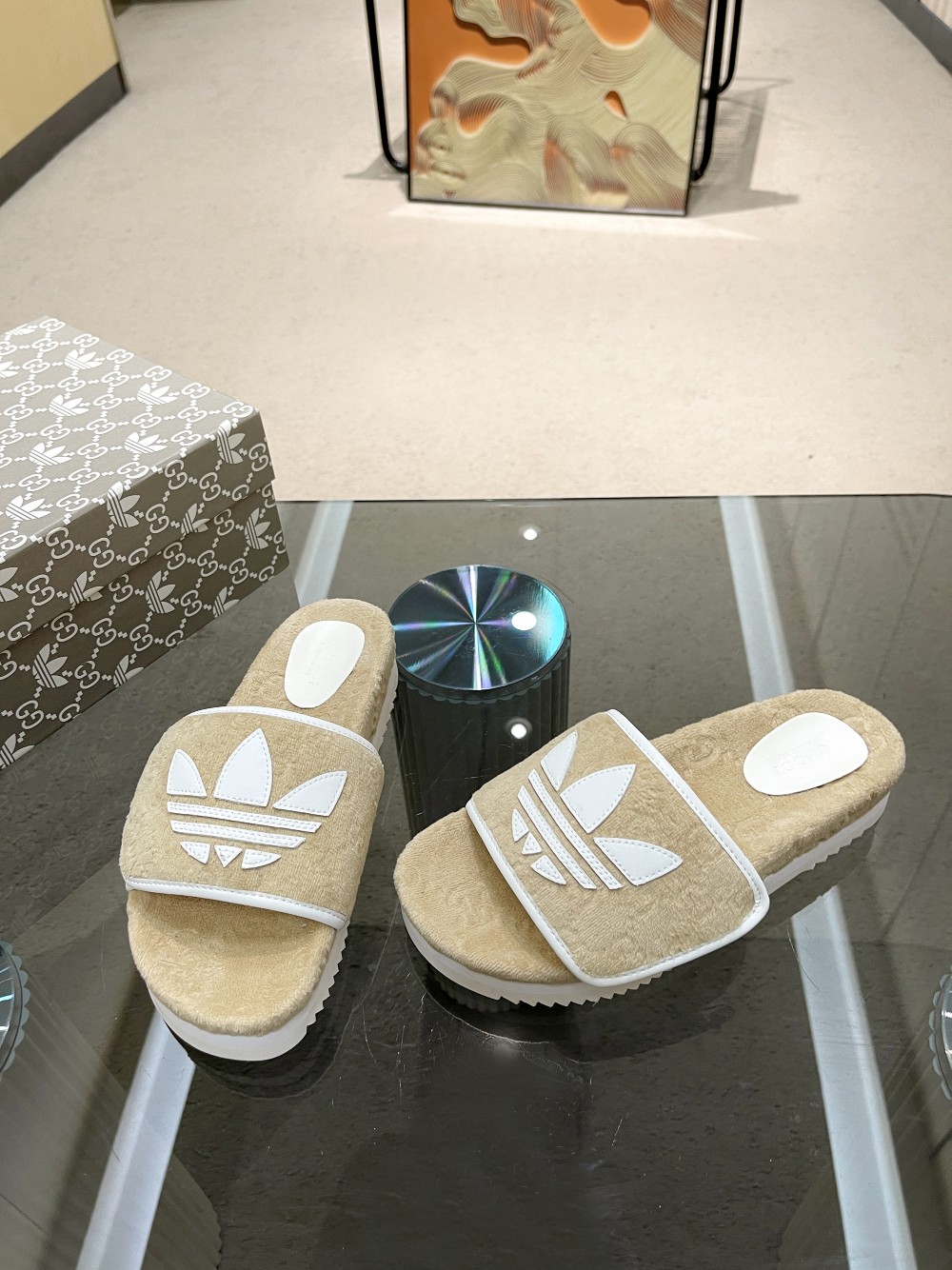 Gucci x Adidas Women’s GG Platform Sandal Green For Women GG