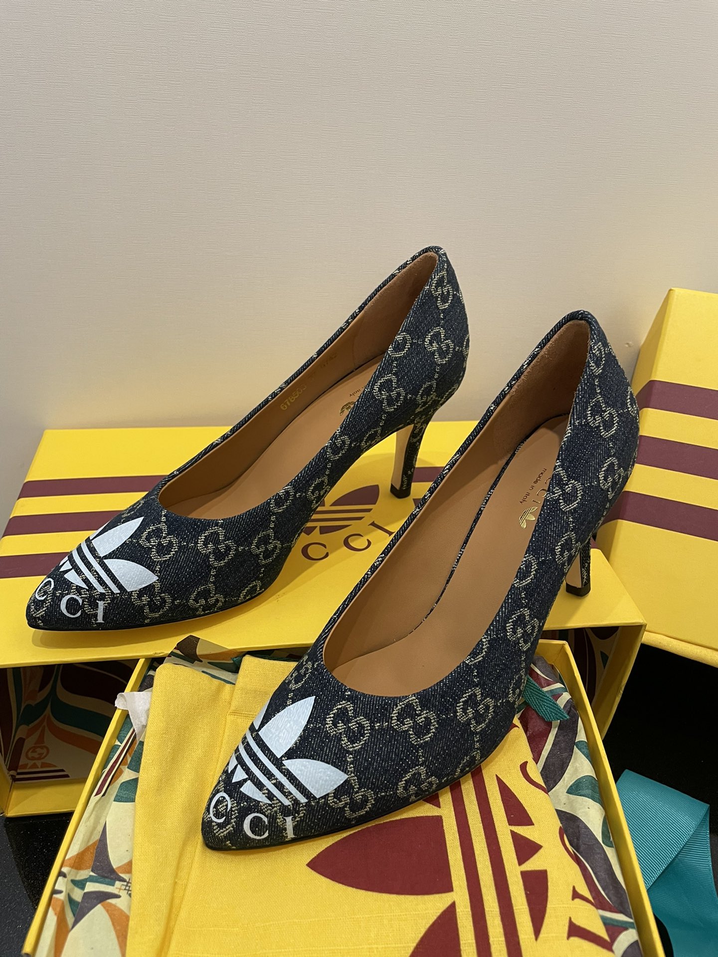 Gucci x Adidas Women’s GG Pump Black For Women GG