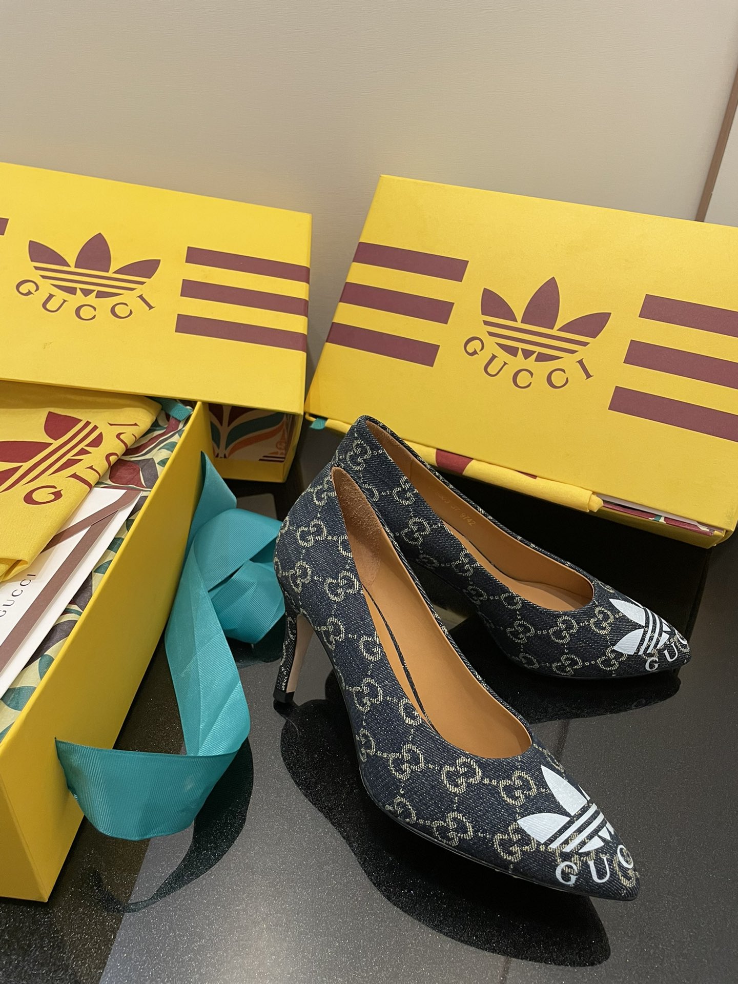 Gucci x Adidas Women’s GG Pump Black For Women GG