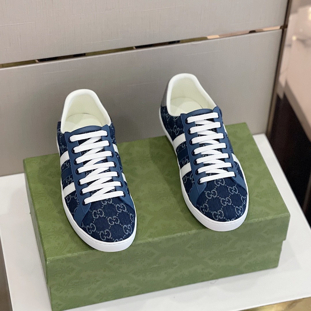Gucci x Adidas Women’s GG Sneakers Blue For Women 707861