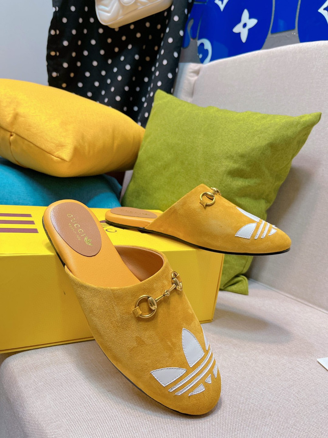Gucci x Adidas Women’s GG Trefoil Slipper Yellow For Women GG 702211 DE8X0 7660