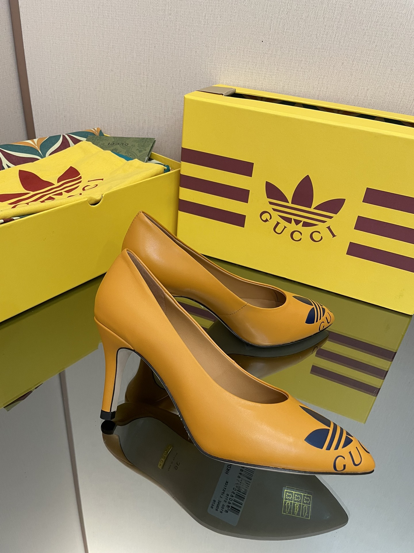 Gucci x Adidas Women’s Trefoil Pump Orange For Women GG