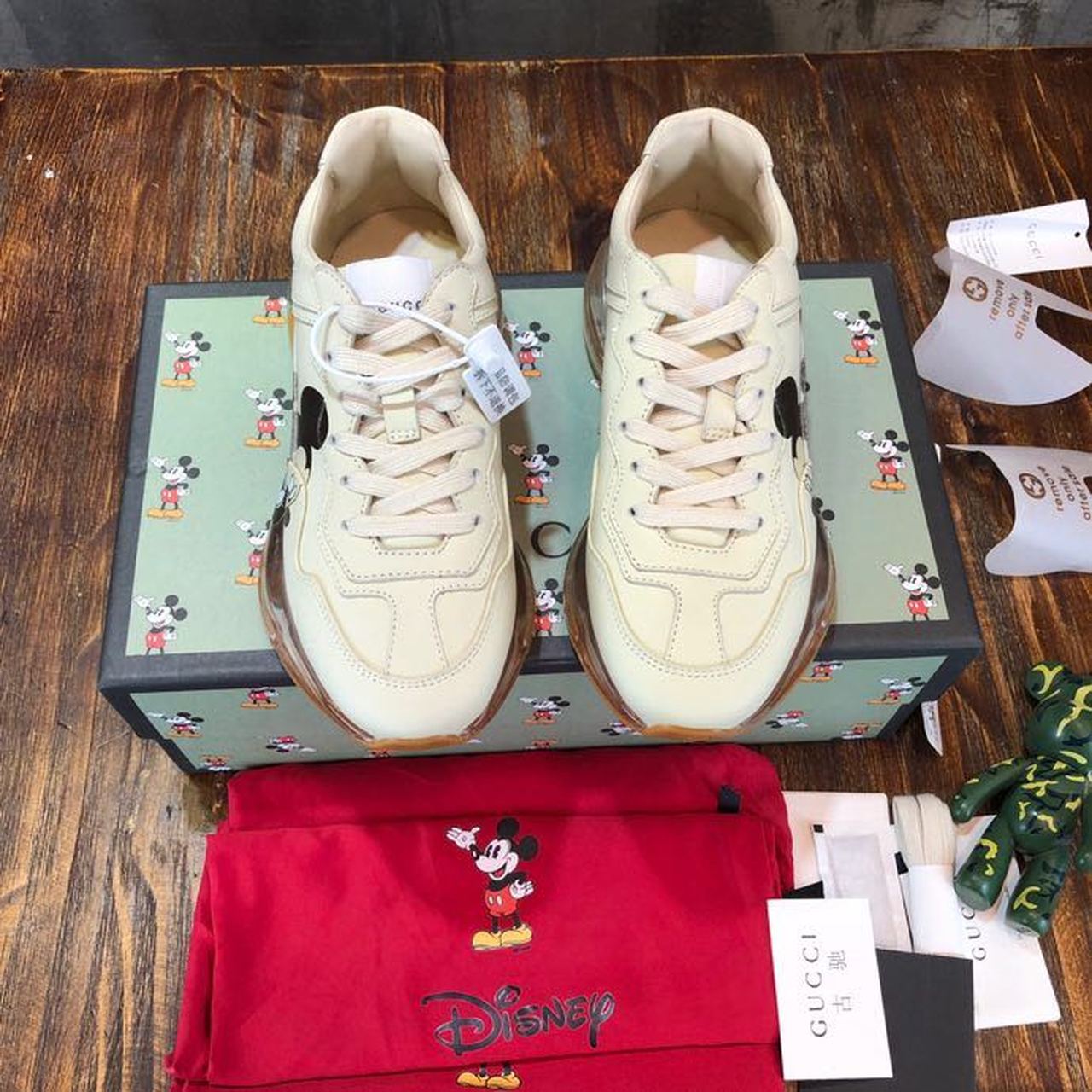 Gucci x Disney Mickey Rhyton Dad Transparent Sole Sneakers White For Women GG