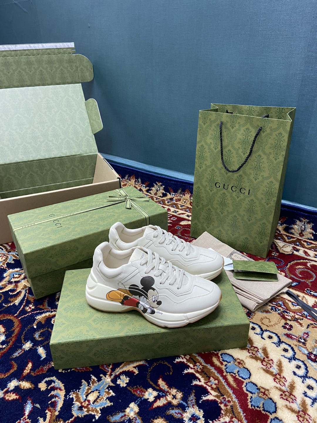 Gucci x Disney Women’s Rhyton Sneaker With Mickey Mouse White Ivory For Women 602049 DRW00 9522