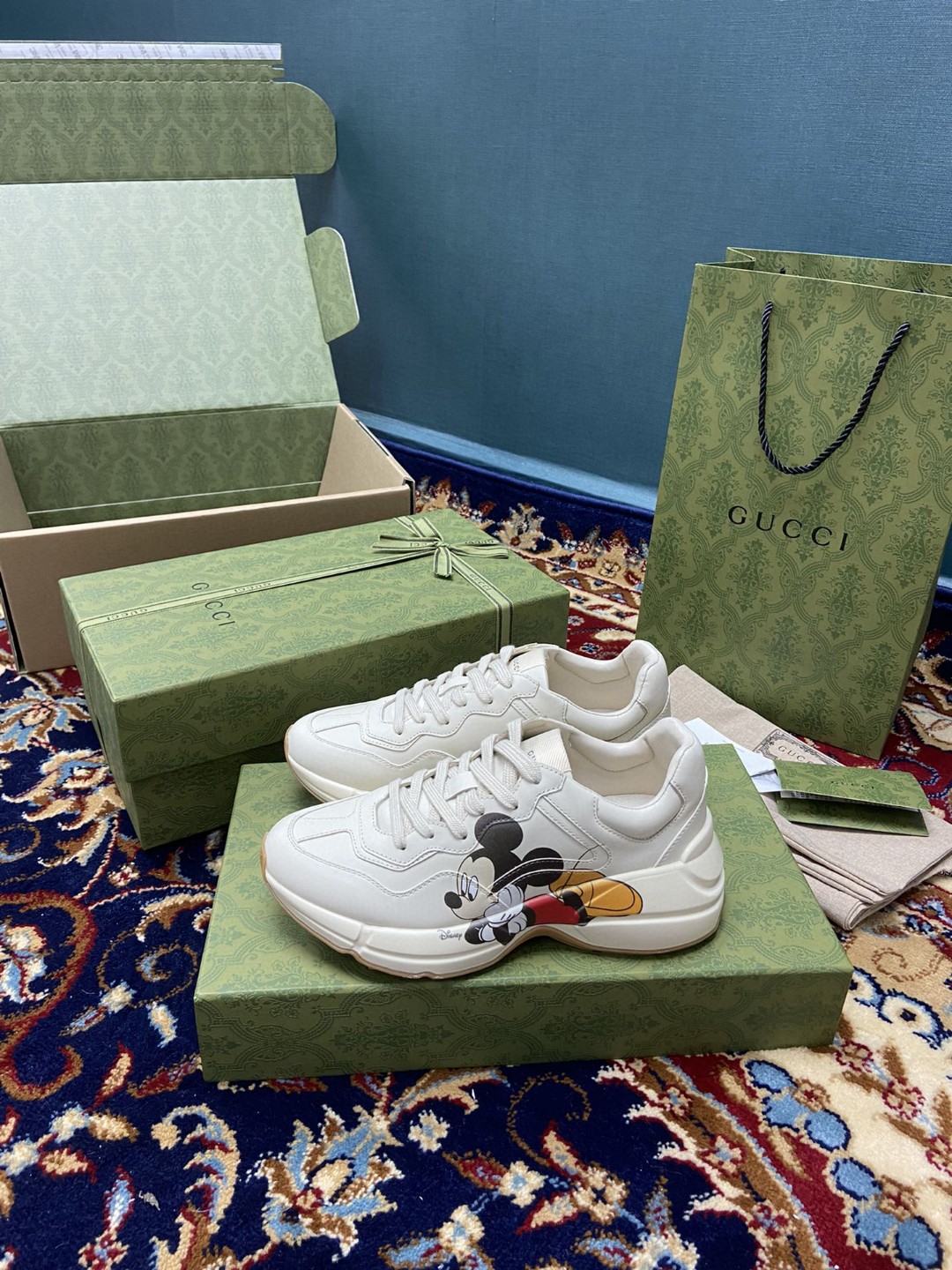 Gucci x Disney Women’s Rhyton Sneaker With Mickey Mouse White Ivory For Women 602049 DRW00 9522