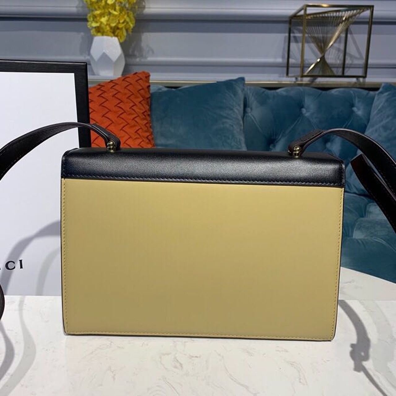 Gucci Zumi Grained Small Shoulder Bag Black And Beige Smooth For Women 9in/24cm GG 576388