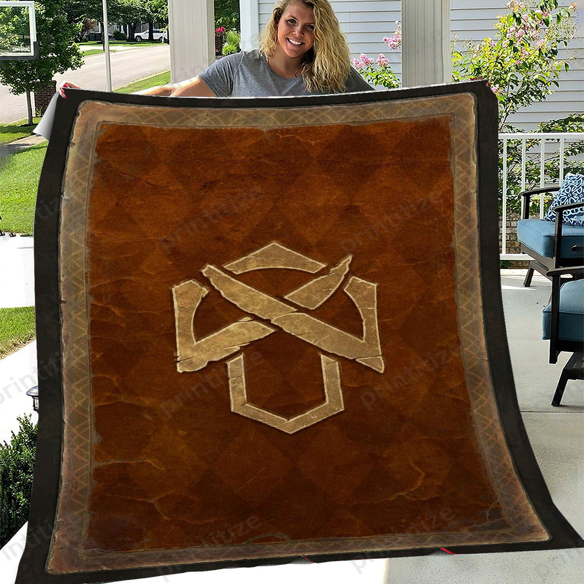 Gwent Card Back Fleece Blanket