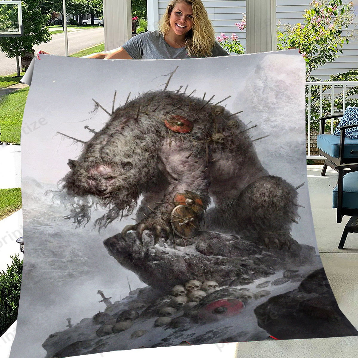 Gwent Dire Bear Fleece Blanket