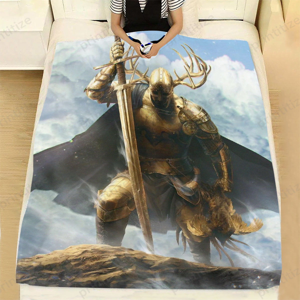 Gwent Hemdall Fleece Blanket