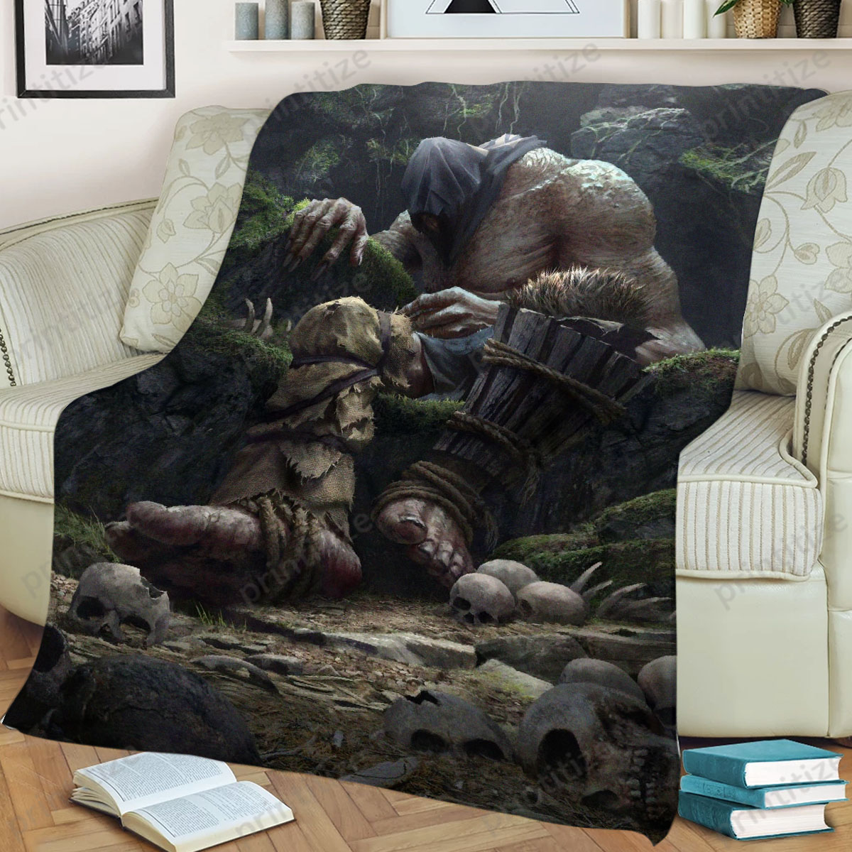 Gwent Old Spear Tip Fleece Blanket