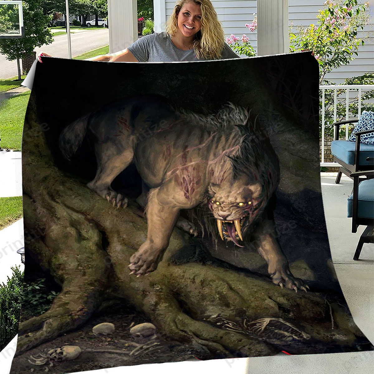 Gwent Sabre Tooth Tiger Fleece Blanket