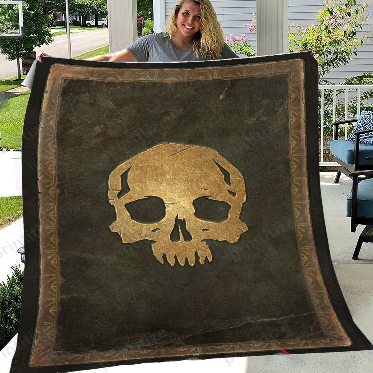 Gwent Skull Fleece Blanket