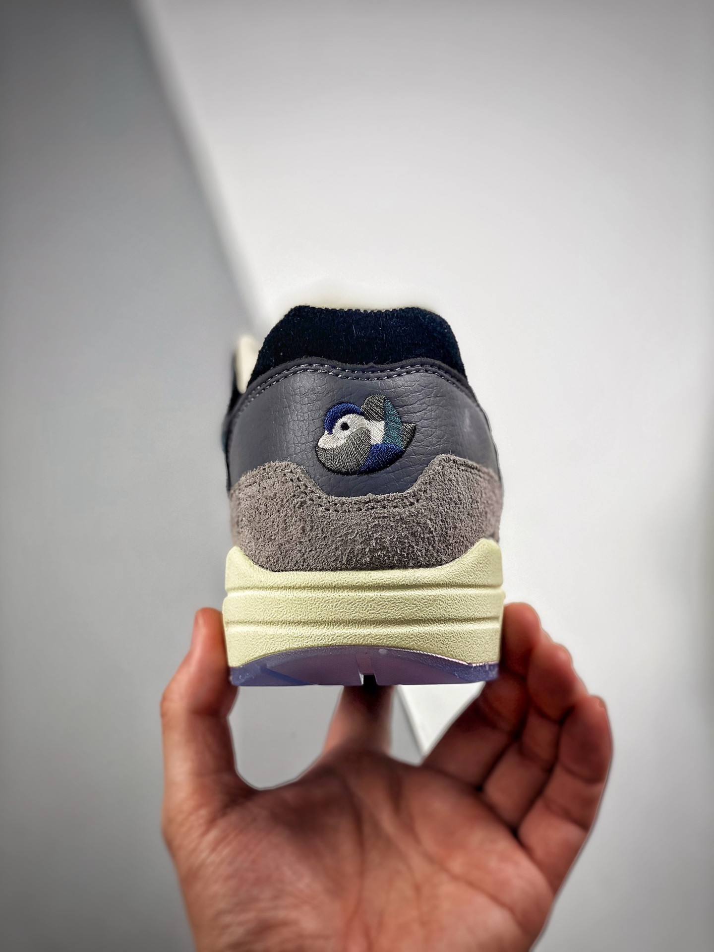 Kasina X Nike Air Max 1 Won-Ang Particle Grey/Dark Teal Green For Sale