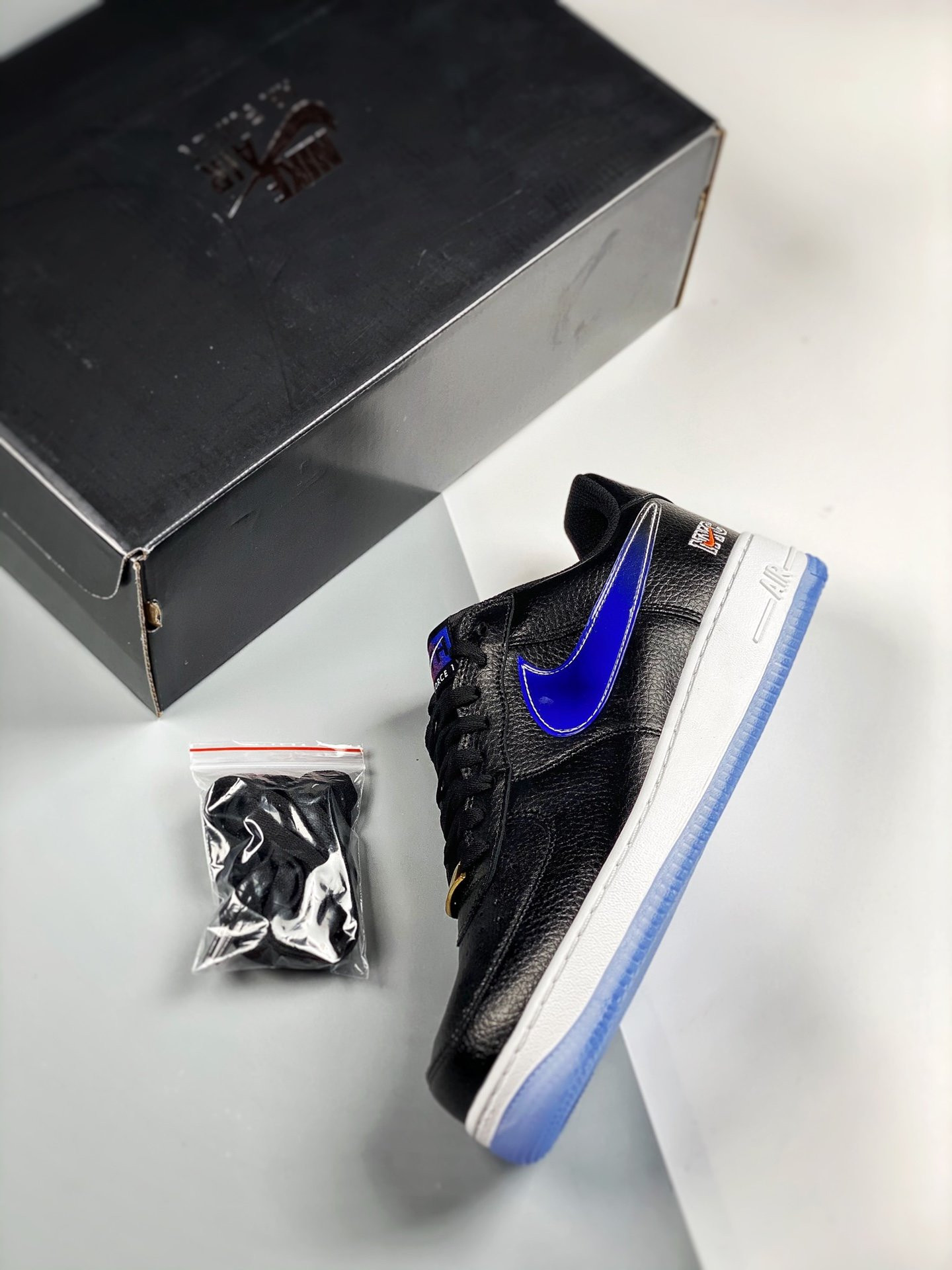 Kith x Nike Air Force 1 Low “NYC” Black/Team Orange-Black-Rush Blue