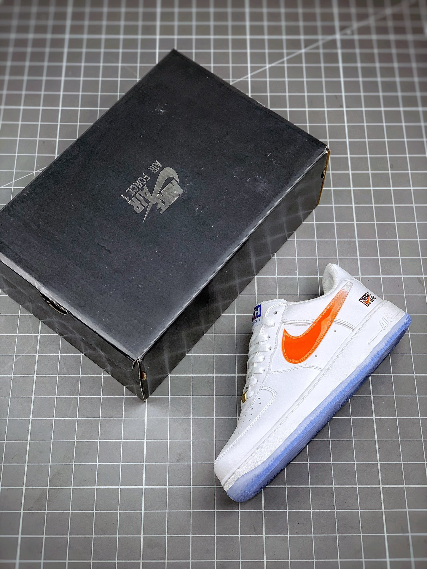 Kith x Nike Air Force 1 Low “NYC” White/Rush Blue-White-Brilliant Orange