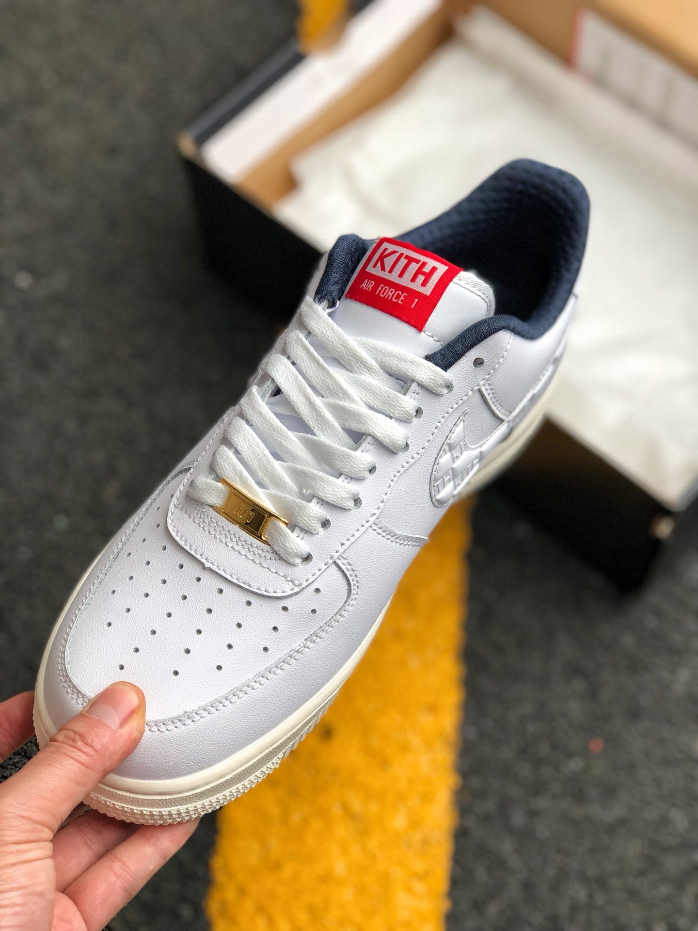 Kith x Nike Air Force 1 Low White/University Red-Metallic Gold For Sale