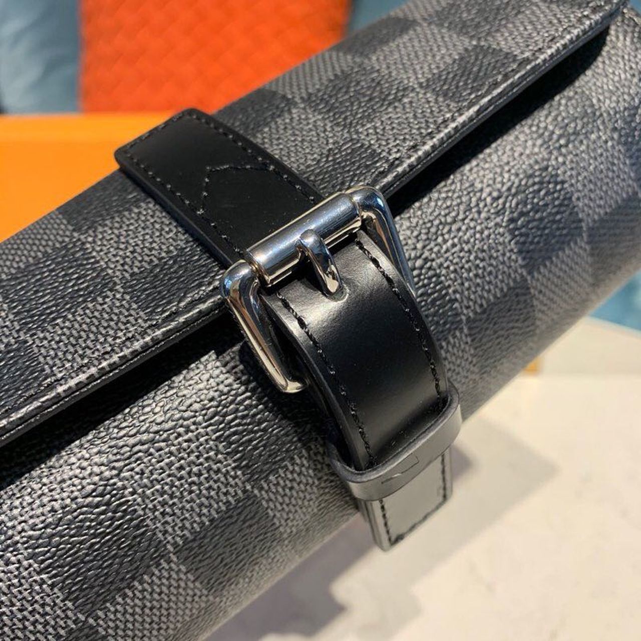 Louis Vuitton 3 Watch Case Damier Graphite Canvas For Men, Men’s Bags, Travel Bags 7.9in/20cm