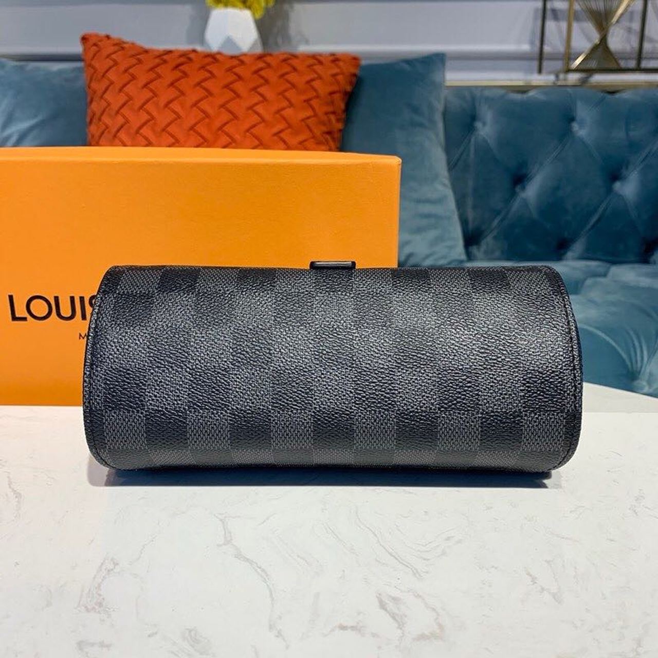 Louis Vuitton 3 Watch Case Damier Graphite Canvas For Men, Men’s Bags, Travel Bags 7.9in/20cm