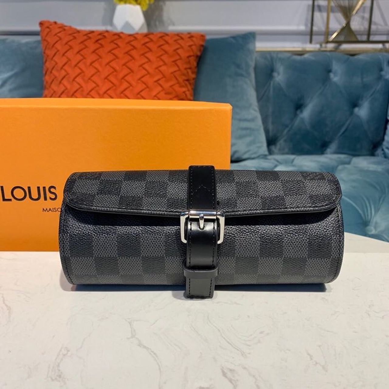 Louis Vuitton 3 Watch Case Damier Graphite Canvas For Men, Men’s Bags, Travel Bags 7.9in/20cm