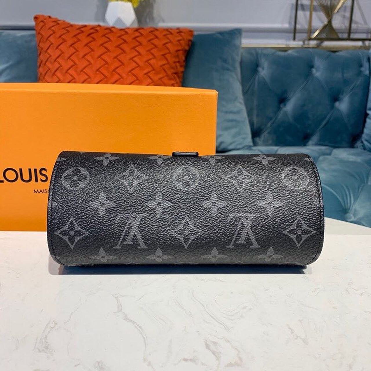Louis Vuitton 3 Watch Case Monogram Eclipse Canvas For Men, Men’s Bags, Luggage 7.9in/20cm