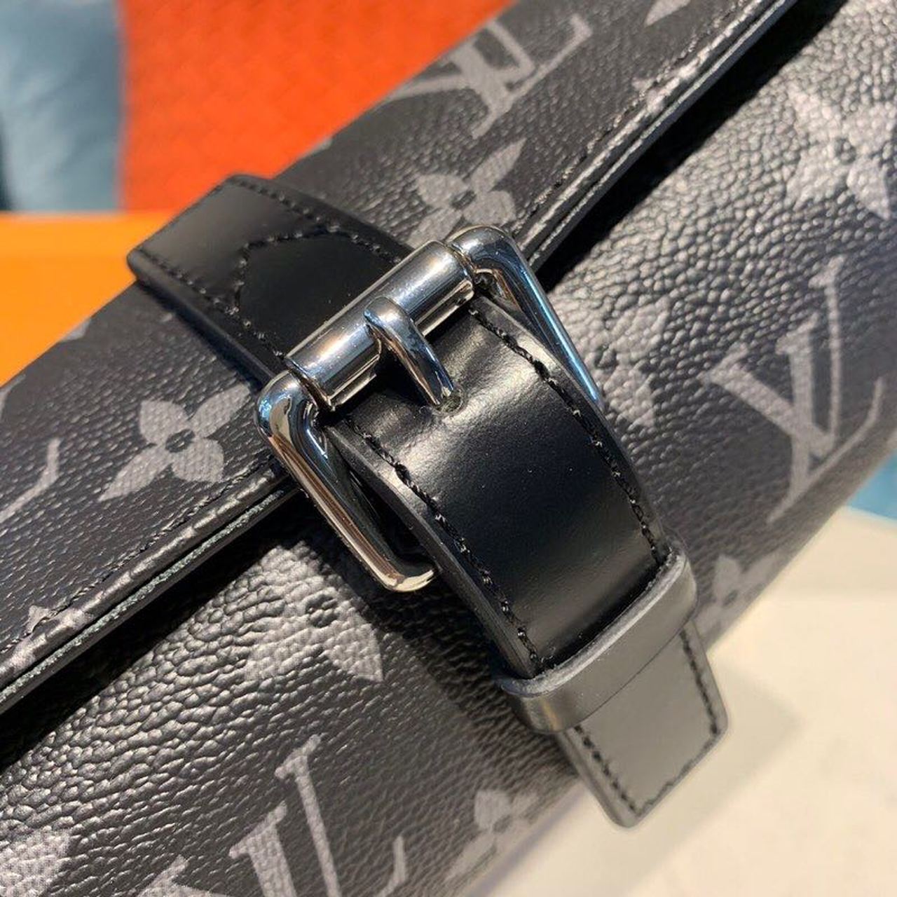 Louis Vuitton 3 Watch Case Monogram Eclipse Canvas For Men, Men’s Bags, Luggage 7.9in/20cm